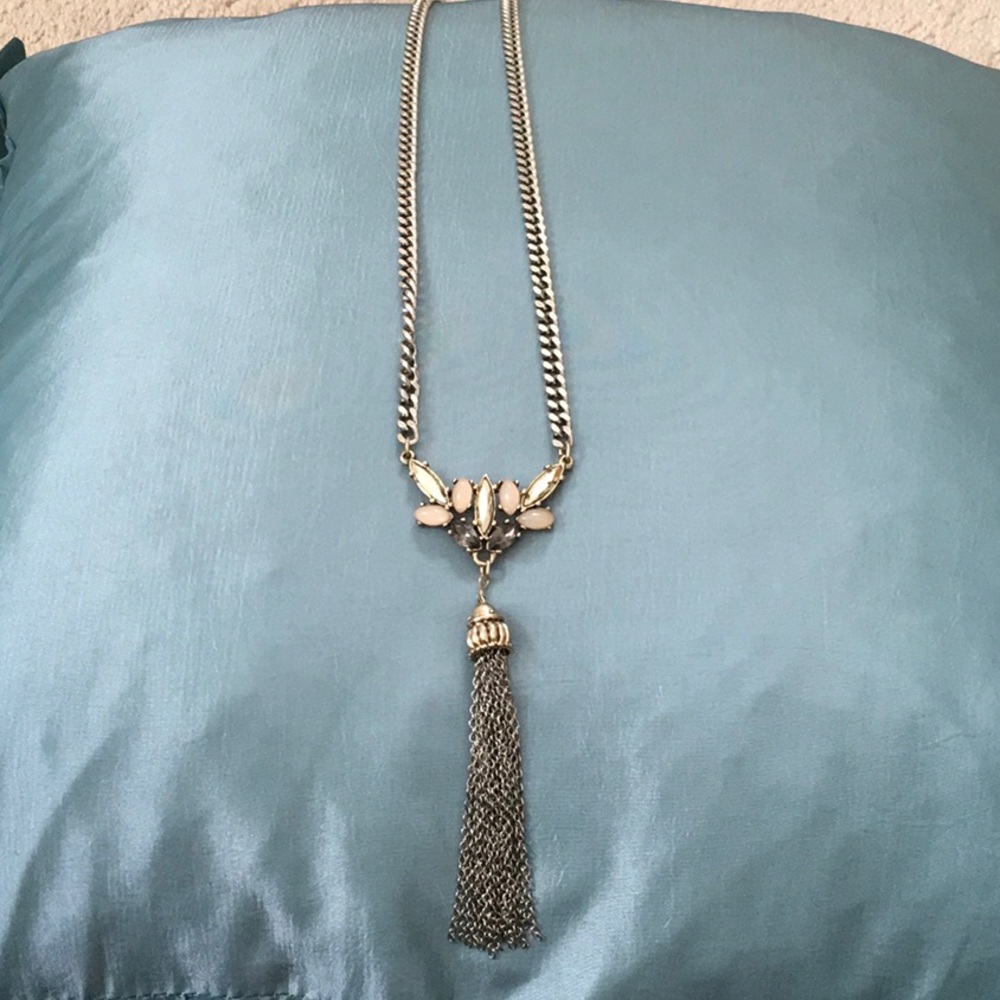 Ann Taylor Loft long tassel necklace